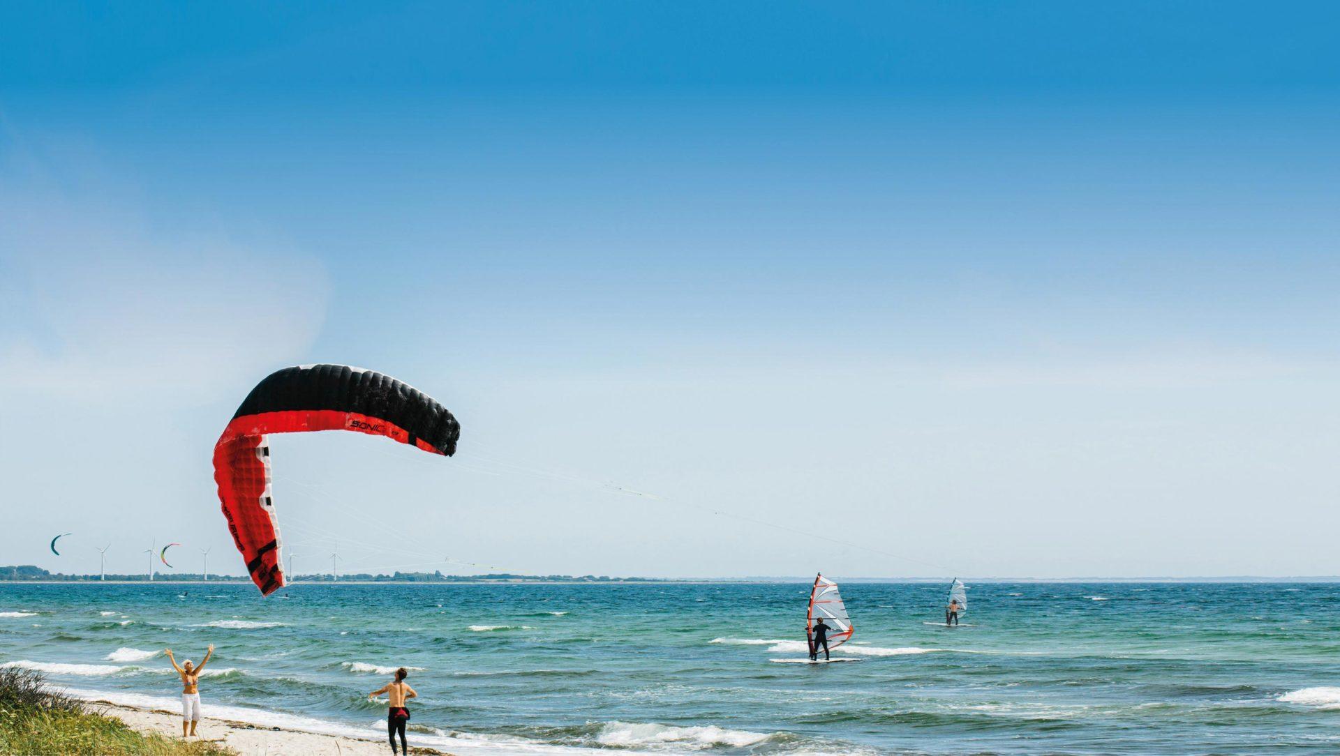 Dragesurfing ved stranden